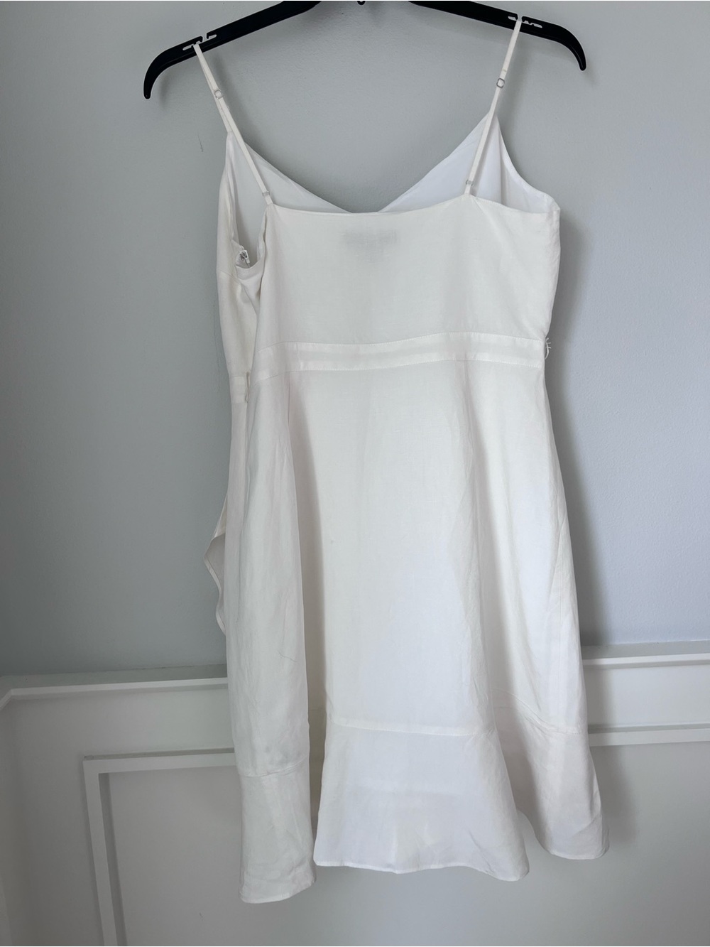 Banana Republic White linen blend Dress with Black Logo Tag - Picture 5 of 15